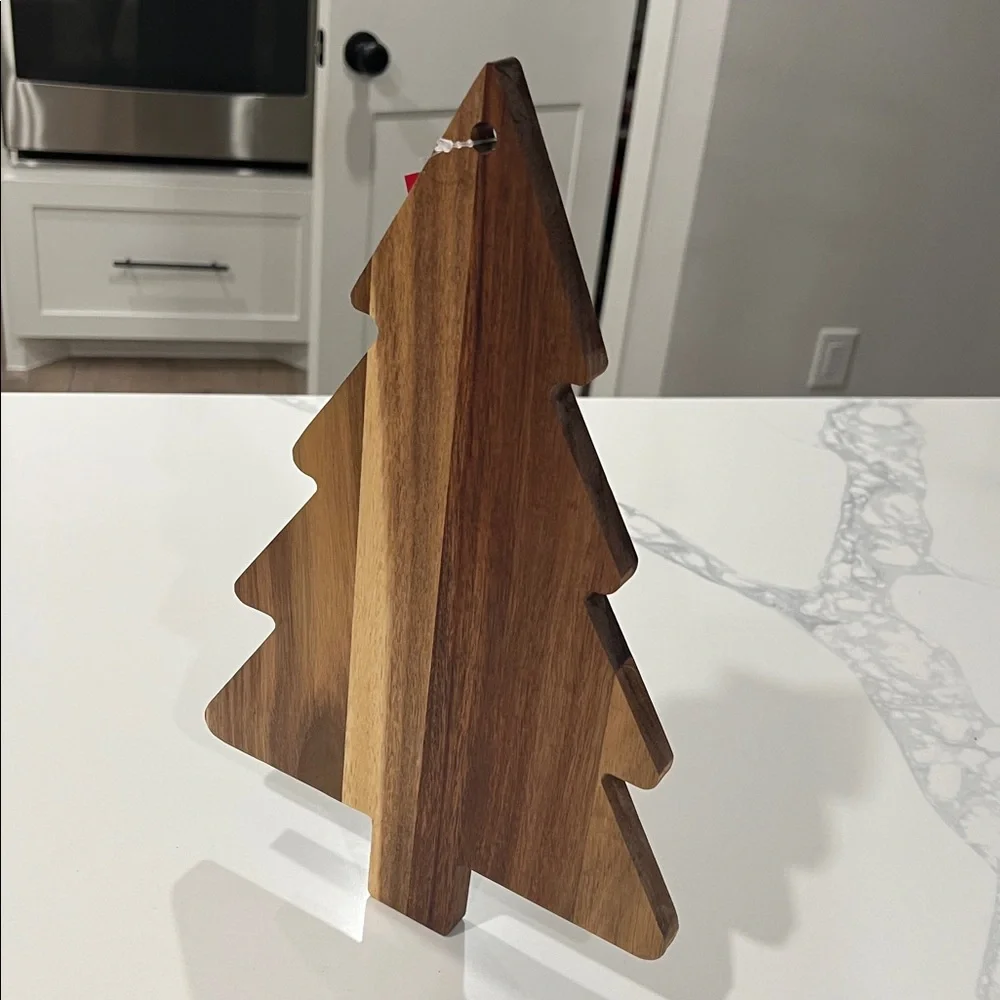 Cute. WOODEN🎄🌲